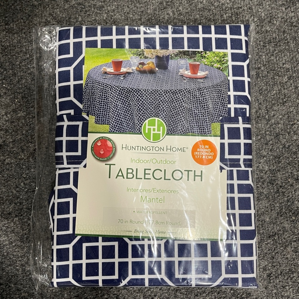 - * NWT Huntington Home Tablecloth 70" Indoor/Outdoor